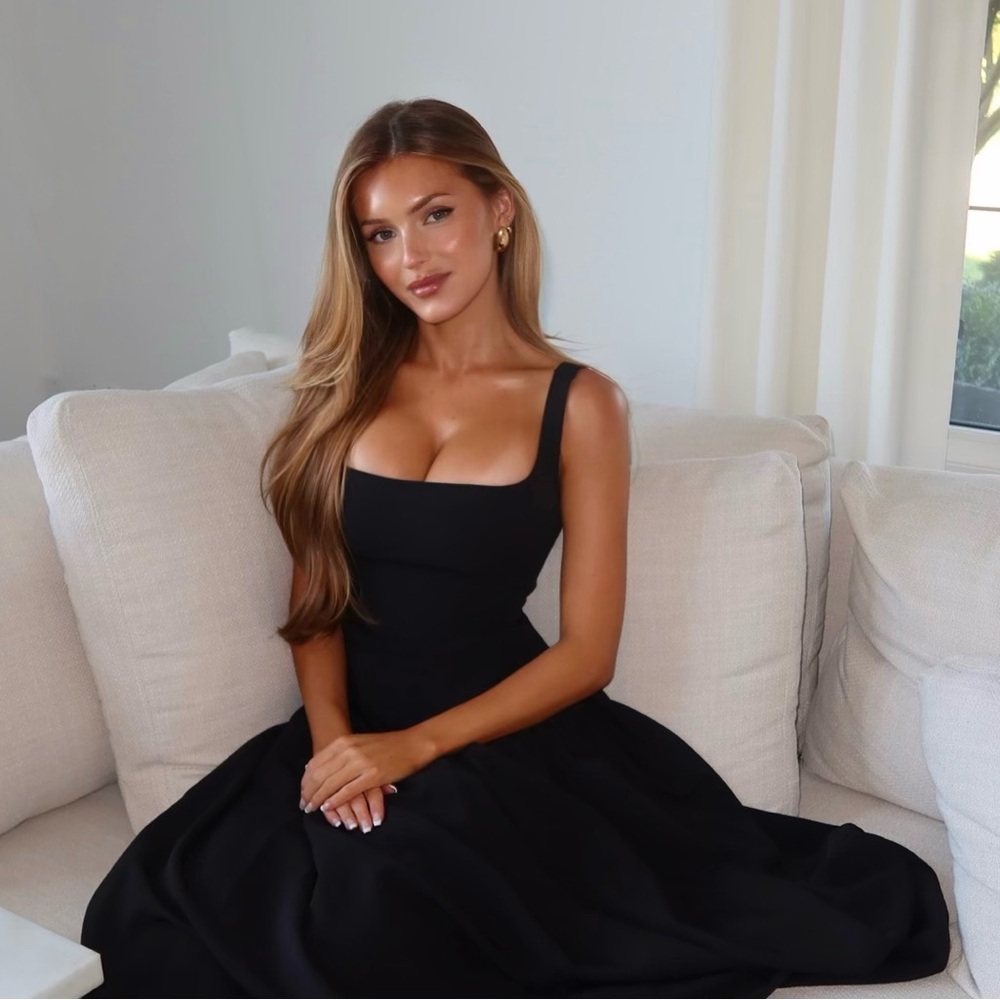 Meet your Posher, Olivia